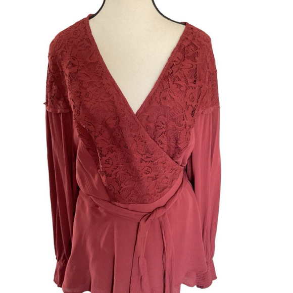 Torrid boho madder brown Wrap Blouse with lace inset Size 5X - Picture 3 of 10